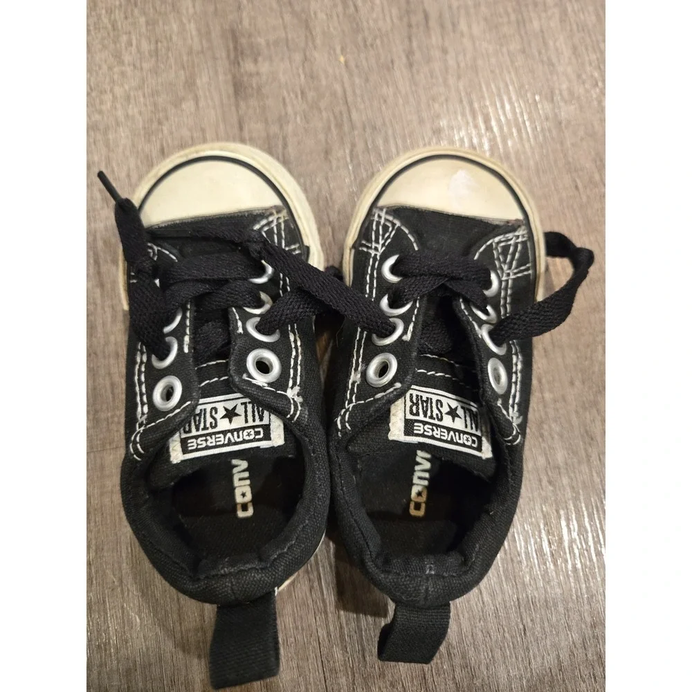 Converse All Star Sneakers, Classic Black & White, Padded Ankles Toddler Sz 5,